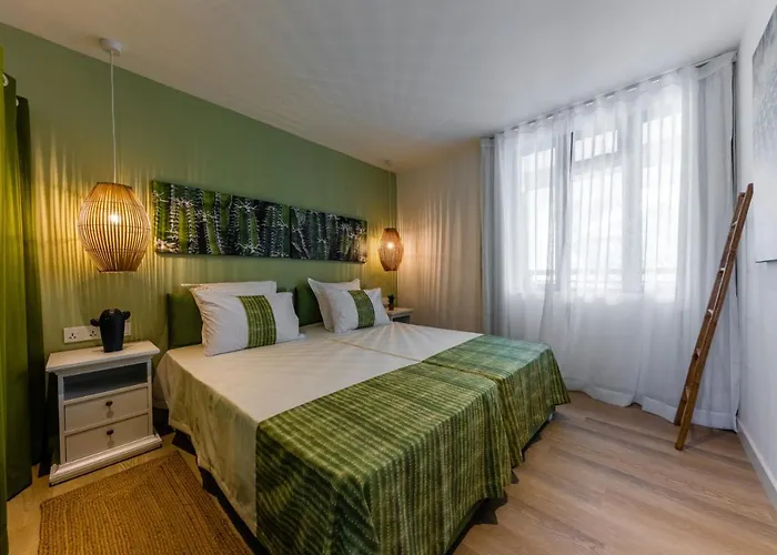 Les Cerisiers Beach Residence, Cosy And Modern 3 Bedroom Apartment Located 50 Metres From The Beach And From All Amenities And Restaurants On The Coastal Road