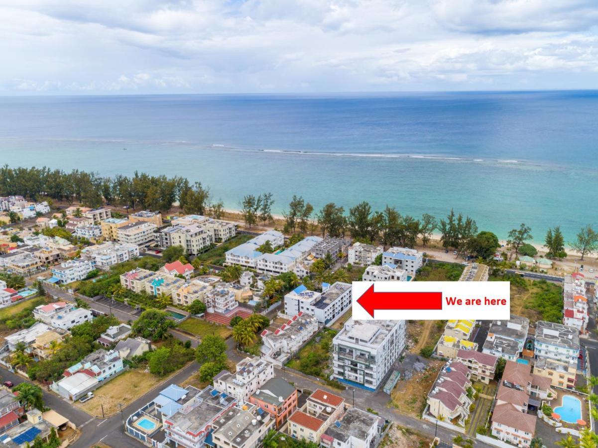 Les Cerisiers Residence: Cozy Beachfront With Modern Amenities * Flic en Flac
