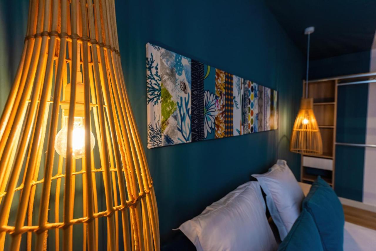 Apartment Les Cerisiers Residence: Cozy Beachfront With Modern Amenities Flic en Flac