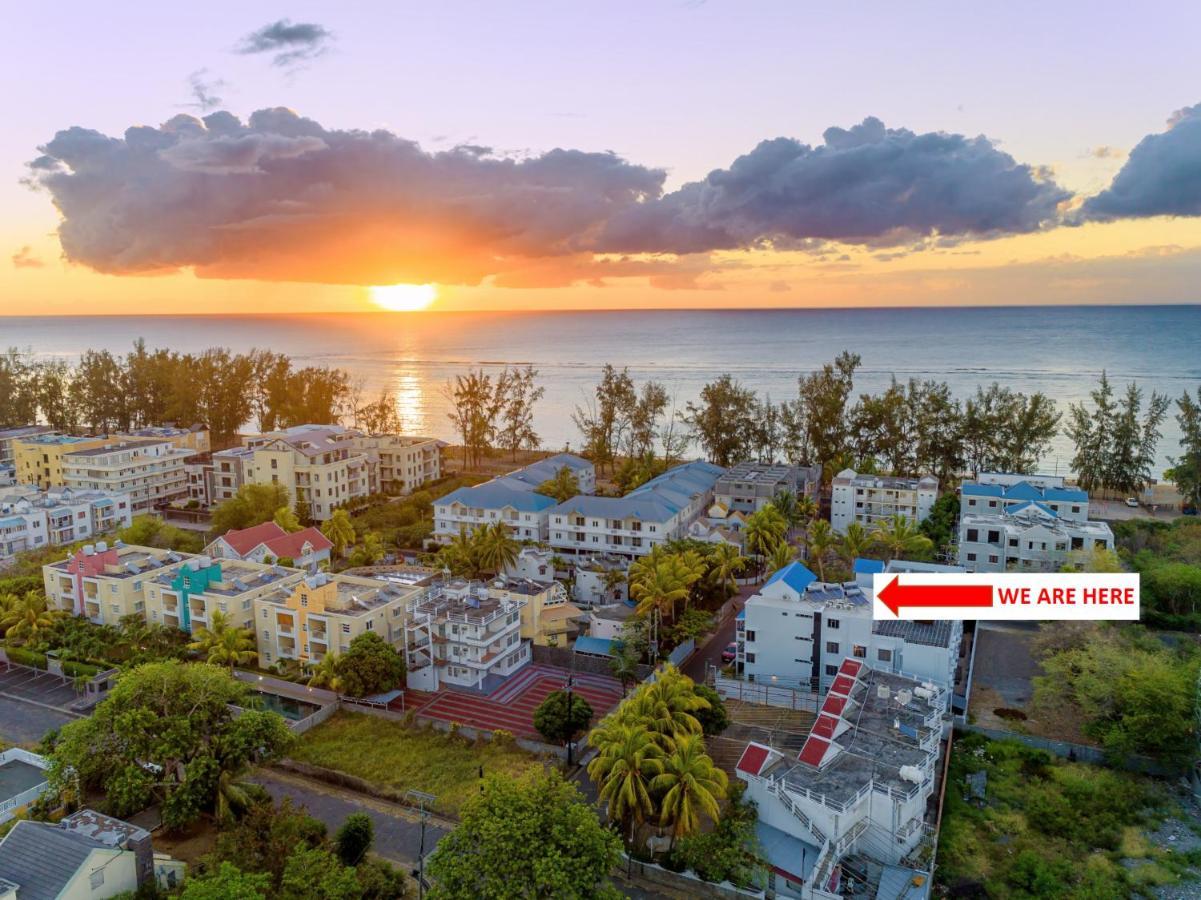 Les Cerisiers Residence: Cozy Beachfront With Modern Amenities