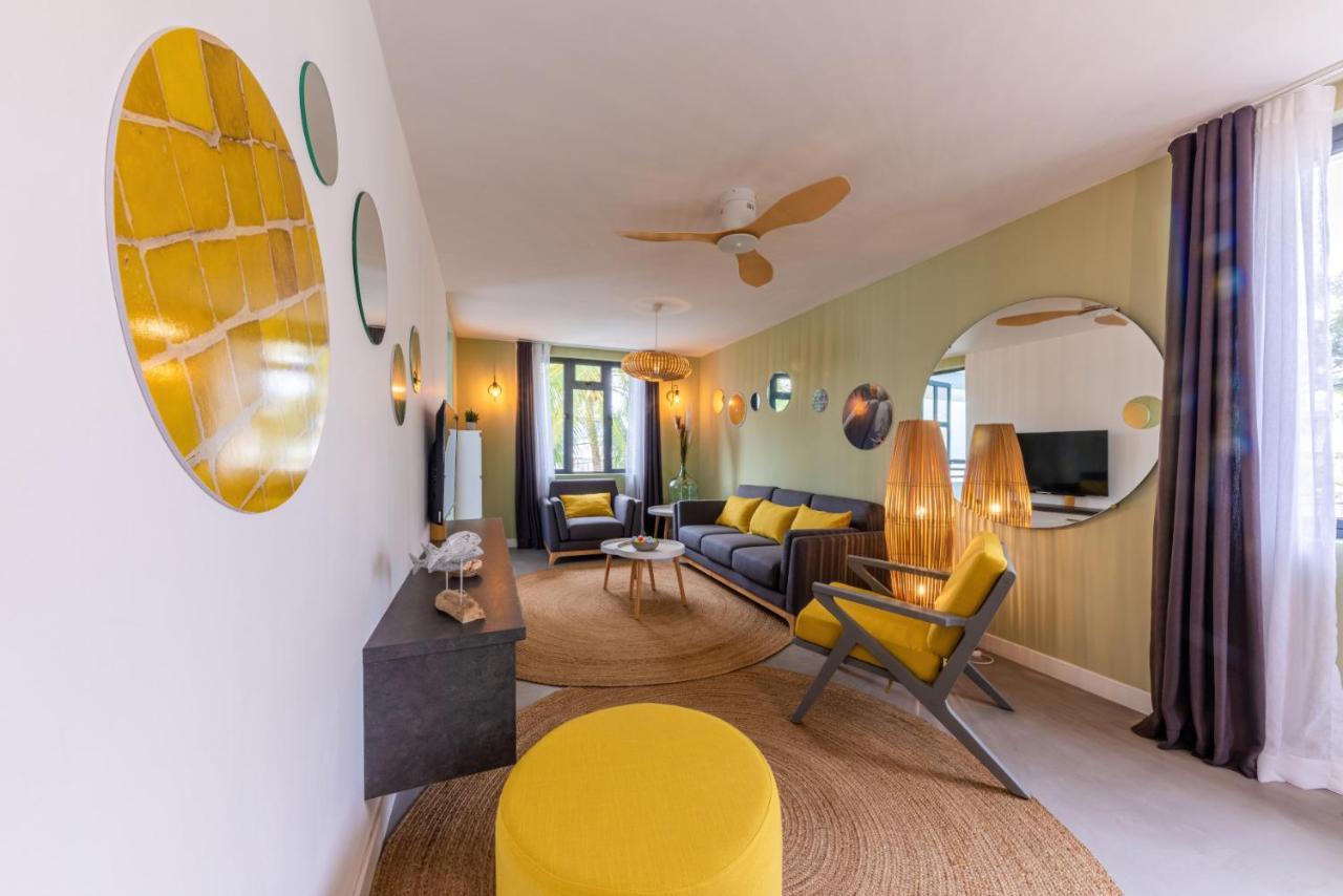 Les Cerisiers Residence: Cozy Beachfront With Modern Amenities