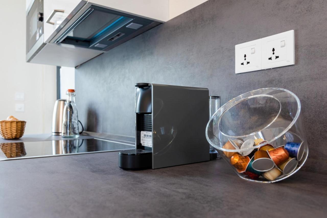 Apartment Les Cerisiers Residence: Cozy Beachfront With Modern Amenities Flic en Flac